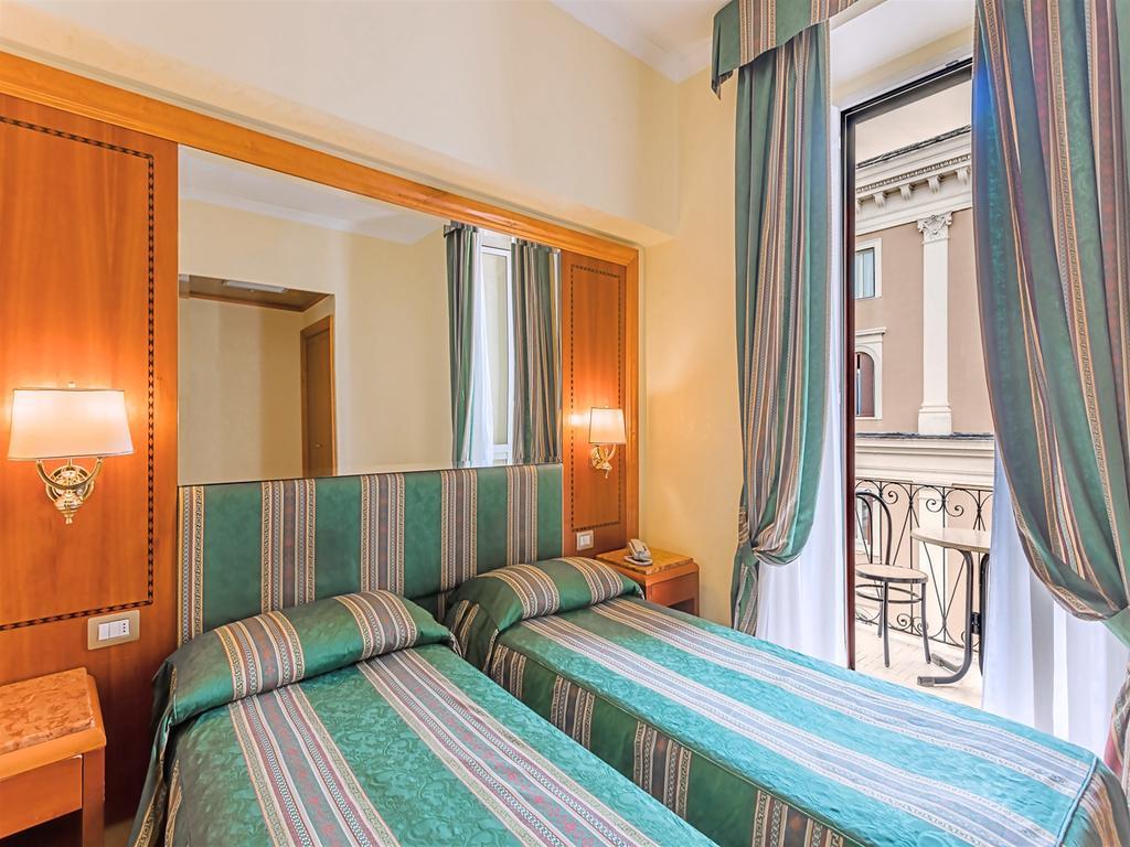 Raeli Hotel Lux Rome Bagian luar foto