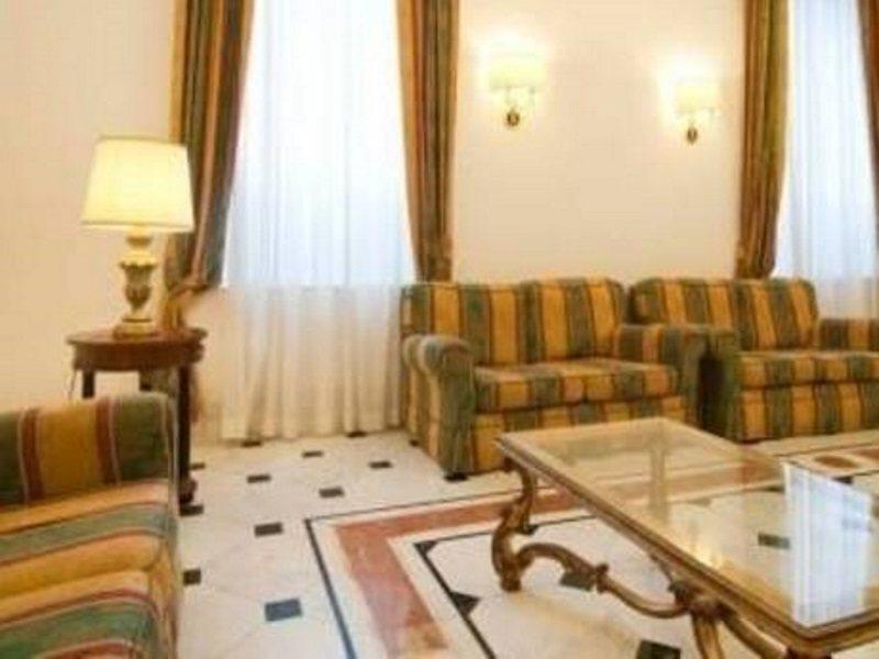 Raeli Hotel Lux Rome Bagian luar foto