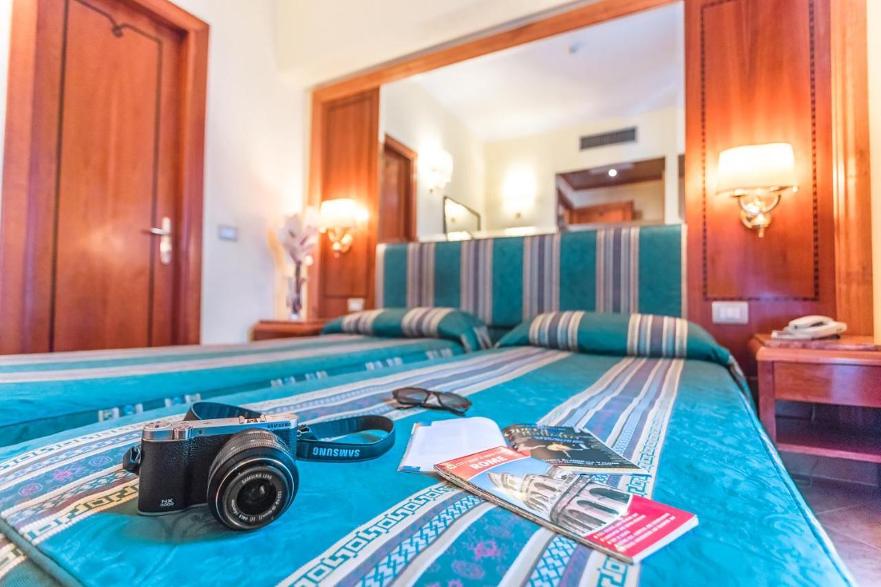Raeli Hotel Lux Rome Bagian luar foto